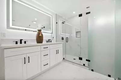 2537 Davis Avenue, Carlsbad, CA 92008 - Photo 30