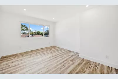 2537 Davis Avenue, Carlsbad, CA 92008 - Photo 24