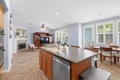 743 N Valley View Dr, Chula Vista, CA 91914 - Photo 16