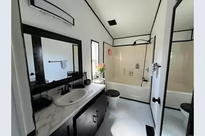 255 E Bradley Avenue #3, El Cajon, CA 92021 - Photo 10
