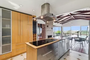 4322 Vista Coronado Dr, Chula Vista, CA 91910 - Photo 2