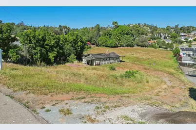 10752 Lupin Way, La Mesa, CA 91941 - Photo 14