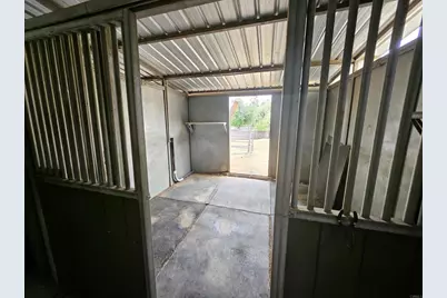 40275 Avenida Cerrovista, Cherry Valley, CA 92223 - Photo 36