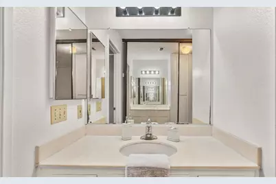 10684 Dabney Drive #106, San Diego, CA 92126 - Photo 32