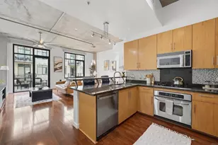 1050 Island Ave, San Diego, CA 92101 - Photo 2