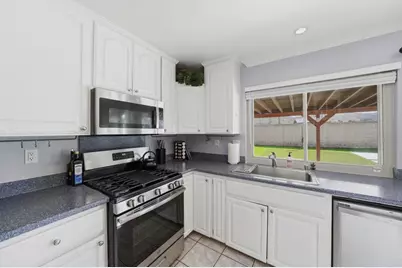 11397 Polaris Drive, San Diego, CA 92126 - Photo 10