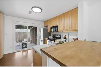 10102 Peaceful Court, Santee, CA 92071 - Photo 8