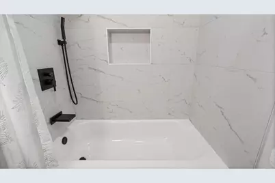 7833 Camino Huerta, San Diego, CA 92122 - Photo 16