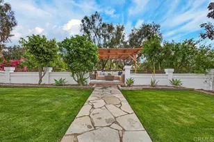 14305 El Vestido St, San Diego, CA 92129 - Photo 24