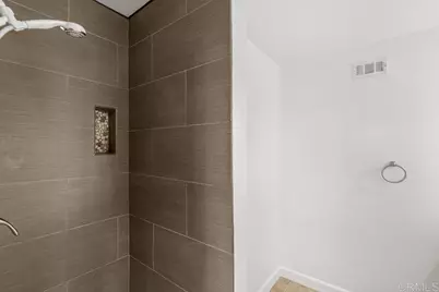 7112 Skyline Drive, San Diego, CA 92114 - Photo 34