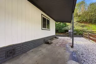 8975 Lawrence Welk Dr, Escondido, CA 92026 - Photo 28