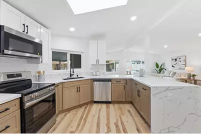 8975 Lawrence Welk Drive #446, Escondido, CA 92026 - Photo 6