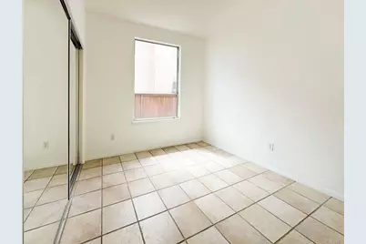 512 Bayona Loop, Chula Vista, CA 91910 - Photo 18