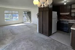 462 Bluffview Rd, Spring Valley, CA 91977 - Photo 2