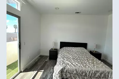 2064 2nd Avenue, San Diego, CA 92101 - Photo 8