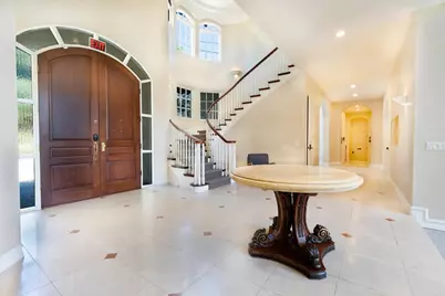 7324 El Fuerte Street, Carlsbad, CA 92009 - Photo 8