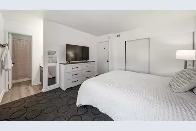 475 N Midway Drive #117, Escondido, CA 92027 - Photo 28