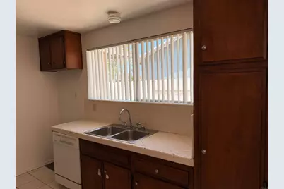 245 Palm Avenue, Chula Vista, CA 91911 - Photo 10