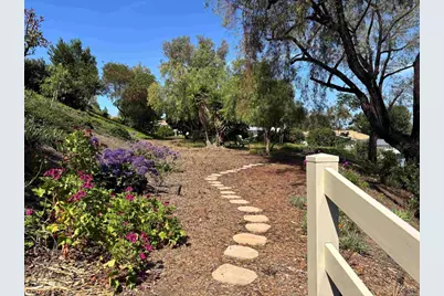 2295 Lindsay Drive, Carlsbad, CA 92008 - Photo 52
