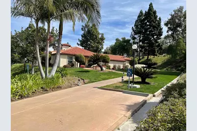 2295 Lindsay Drive, Carlsbad, CA 92008 - Photo 12