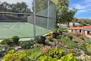 2295 Lindsay Dr, Carlsbad, CA 92008 - Photo 4