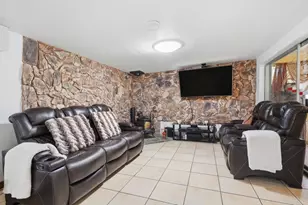 2152 Oak Hill Dr, Escondido, CA 92027 - Photo 16