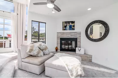 6105 Avenida Chamnez, La Jolla, CA 92037 - Photo 20