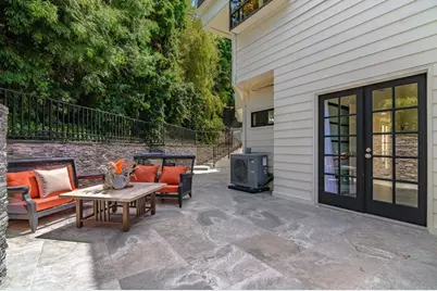 6105 Avenida Chamnez, La Jolla, CA 92037 - Photo 46