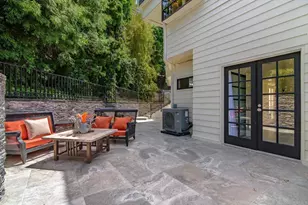 6105 Avenida Chamnez, La Jolla, CA 92037 - Photo 46