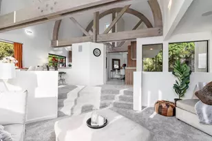 6105 Avenida Chamnez, La Jolla, CA 92037 - Photo 10