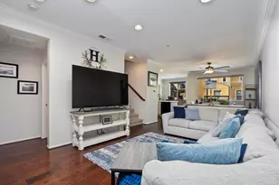 10125 Leavesly Trail, Santee, CA 92071 - Photo 4