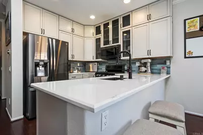 10125 Leavesly Trl, Santee, CA 92071 - Photo 12