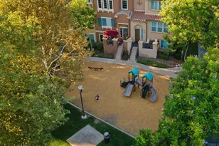 10125 Leavesly Trail, Santee, CA 92071 - Photo 36