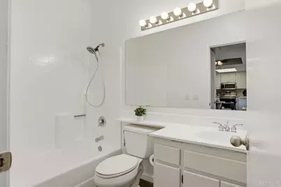 2050 Camino De La Reina #316, San Diego, CA 92108 - Photo 18