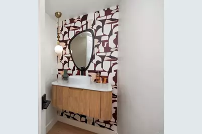 4252 Don Jose Dr, Los Angeles, CA 90008 - Photo 26