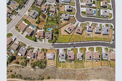30012 Cabo Del Oeste, Highland, CA 92346 - Photo 10