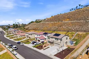 30012 Cabo del Oeste, Highland, CA 92346 - Photo 6