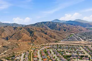 30012 Cabo del Oeste, Highland, CA 92346 - Photo 10