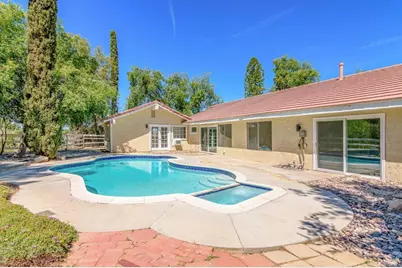 37985 Avenida Bravura, Temecula, CA 92592 - Photo 48