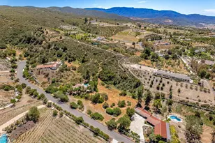 37985 Avenida Bravura, Temecula, CA 92592 - Photo 72