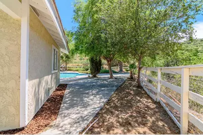 37985 Avenida Bravura, Temecula, CA 92592 - Photo 50