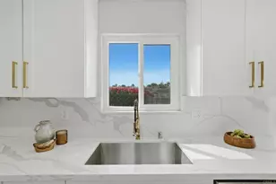 24 E Palomar St, Chula Vista, CA 91911 - Photo 16