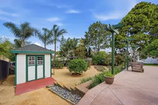 1772 Redondo St, San Diego, CA 92107 - Photo 18