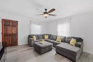 5260 La Paz Dr, San Diego, CA 92114 - Photo 4