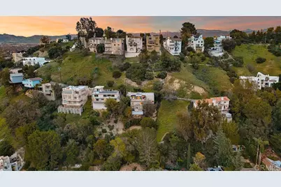 3866 Alta Mesa Drive, Studio City, CA 91604 - Photo 2