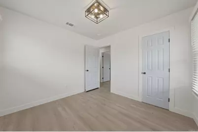 8034 Skyline Dr, San Diego, CA 92114 - Photo 34