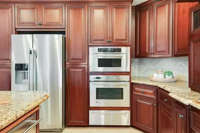 2438 Ocean Street, Carlsbad, CA 92008 - Photo 12