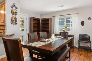 1650 Queenston Dr, Escondido, CA 92027 - Photo 8