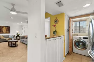 565 S Mollison Ave, El Cajon, CA 92020 - Photo 14
