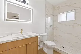 785 Lemon Ave, Vista, CA 92084 - Photo 8